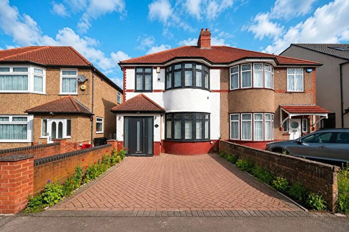 4 Bedroom Semi-Detached House To Rent In Worton Gardens, Isleworth, TW7