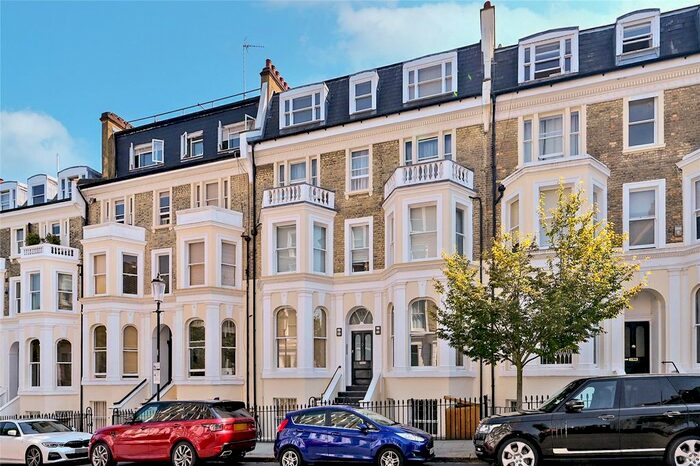 1 Bedroom Flat To Rent In Campden Hill Gardens, Kensington, W8