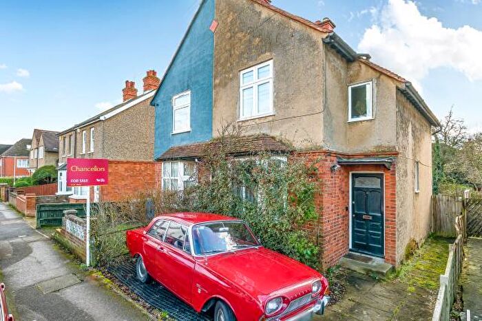 3 Bedroom Semi-Detached House For Sale In Alwyn Road, Maidenhead, SL6