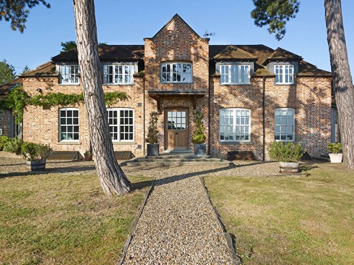 6 Bedroom Detached House To Rent In Bayford Lane, Bayford, SG13