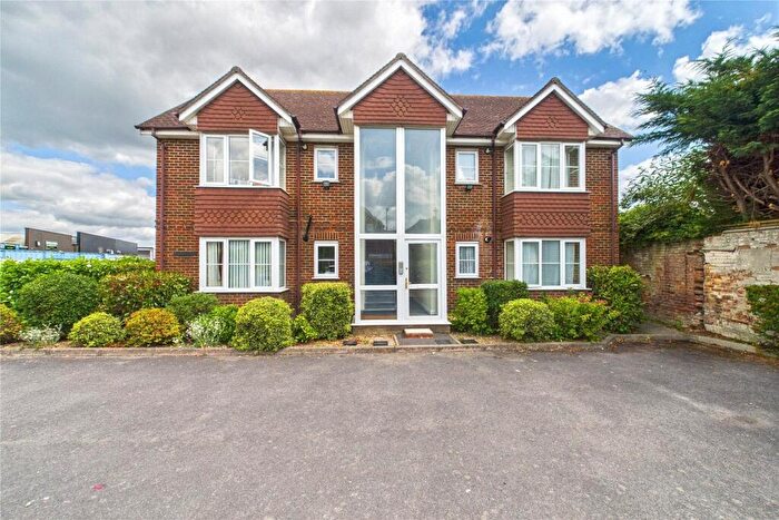 1 Bedroom Apartment To Rent In St. Peters Road, Maidenhead, Berkshire, SL6
