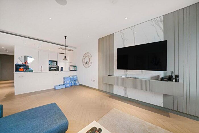 2 Bedroom Flat To Rent In The Compton, Lodge Road, NW8