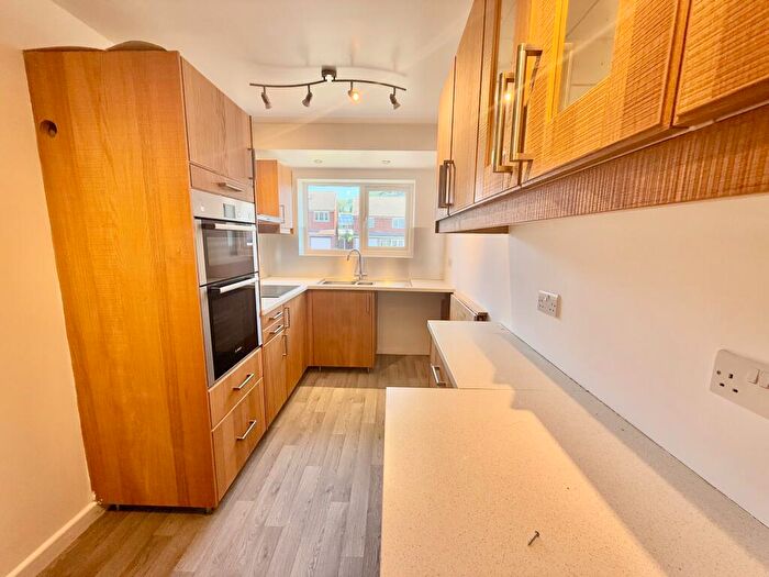 3 Bedroom Semi-Detached House To Rent In Claverdon Drive, Birmingham, B43