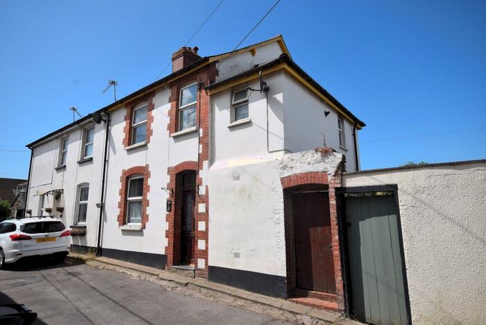 3 Bedroom Cottage To Rent In Town Meadow, Barnstaple, Devon, EX31