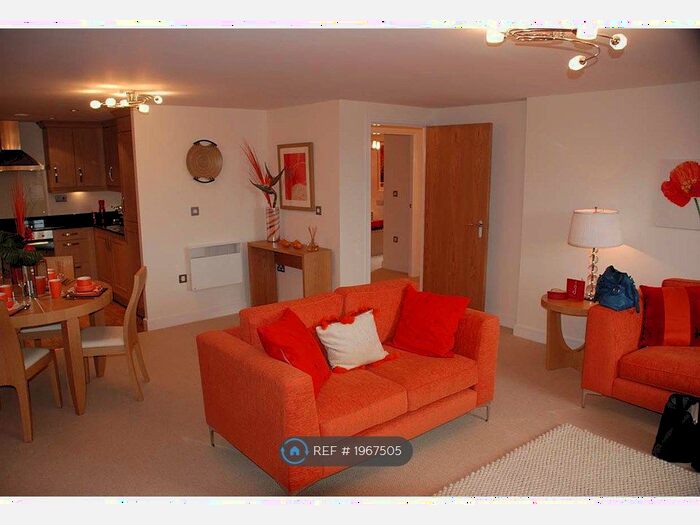 2 Bedroom Flat To Rent In Fitzwilliam Street, Bletchley Park, Milton Keynes, MK3