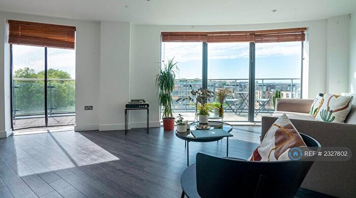 1 Bedroom Penthouse To Rent In Essex Wharf, London, E5