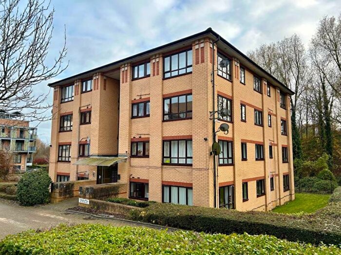 2 Bedroom Apartment To Rent In Columbia Place, Campbell Park, MK9