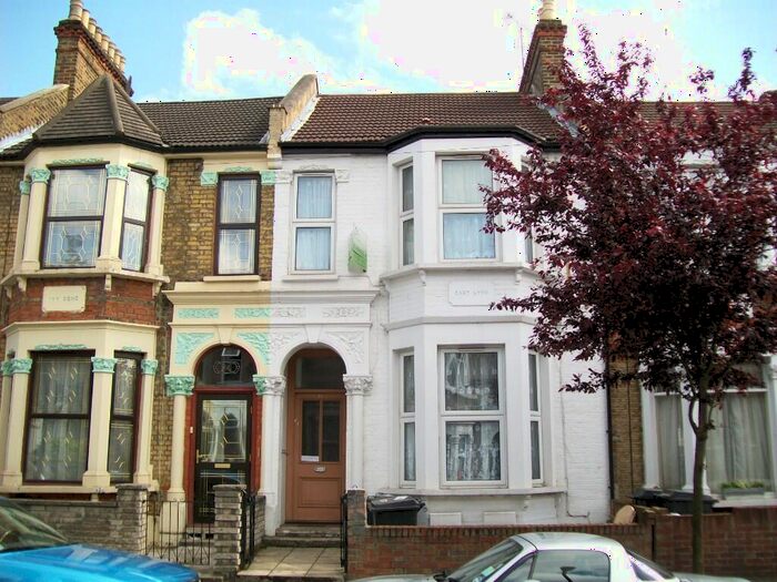 2 Bedroom Flat To Rent In Second Avenue, London, E17