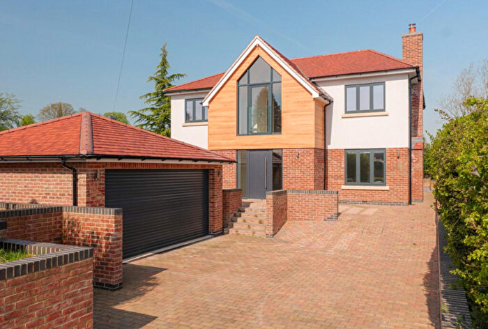 4 Bedroom Detached House For Sale In High Street, Desford, LE9