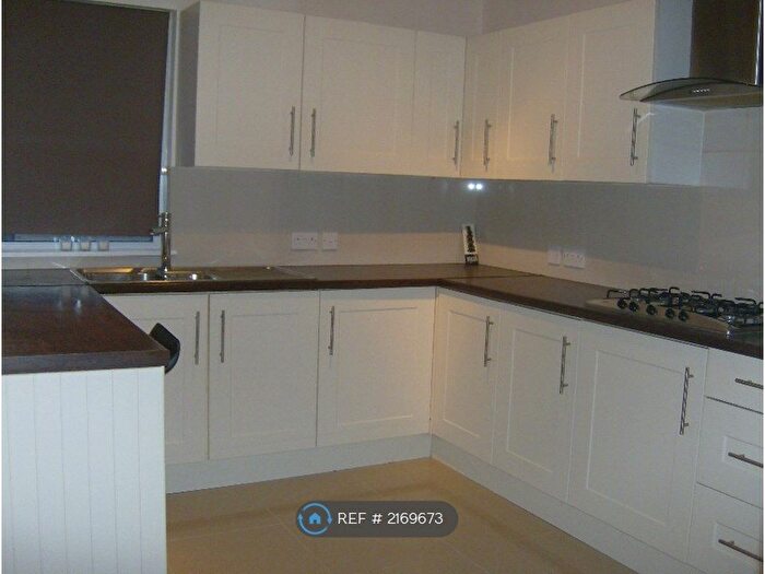 3 Bedroom Terraced House To Rent In Abbey Hey. Manchester, Manchester, M18