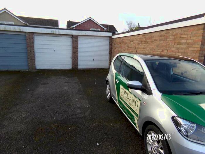 2 Bedroom Terraced House To Rent In 6 Denston Drive, Portishead, Bristol, BS20