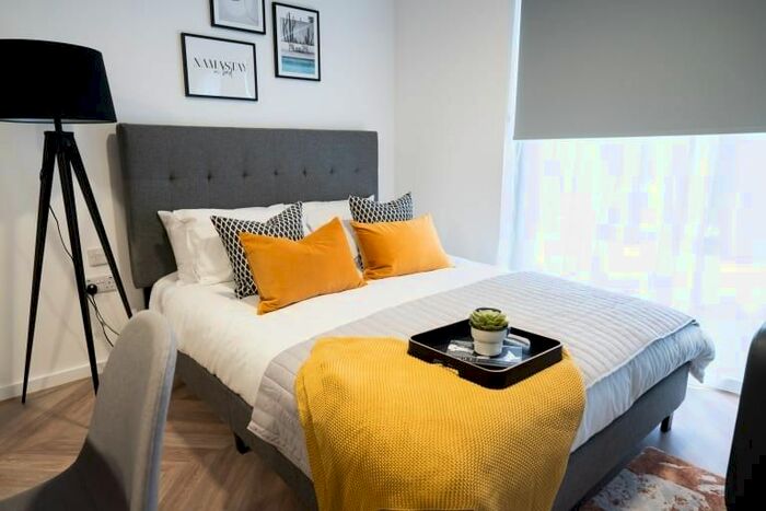 2 Bedroom Flat To Rent In Rockingham Street, Sheffield, S1