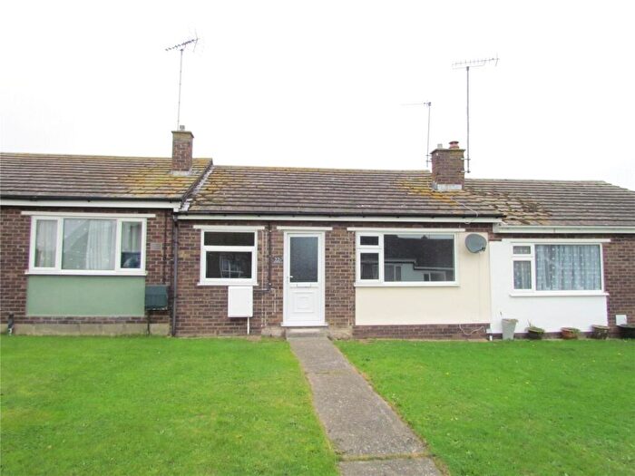 2 Bedroom Bungalow To Rent In Pelham Close, Dovercourt, Essex, CO12