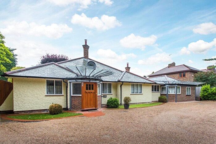 4 Bedroom Detached House For Sale In Oval Way, Gerrards Cross, Buckinghamshire, SL9