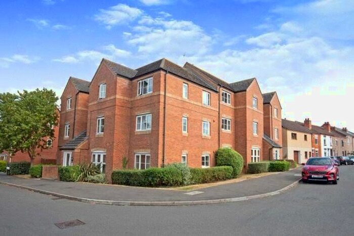 2 Bedroom Flat To Rent In New Street, Bedworth, Warwickshire, CV12