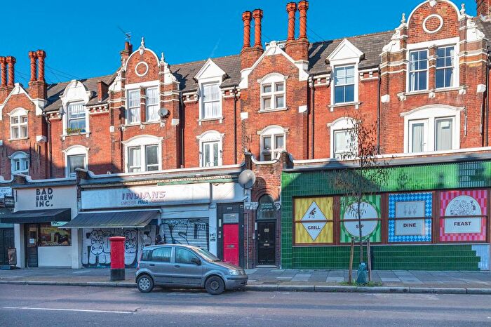 1 Bedroom Flat For Sale In Denmark Mansions, Camberwell, London, SE5