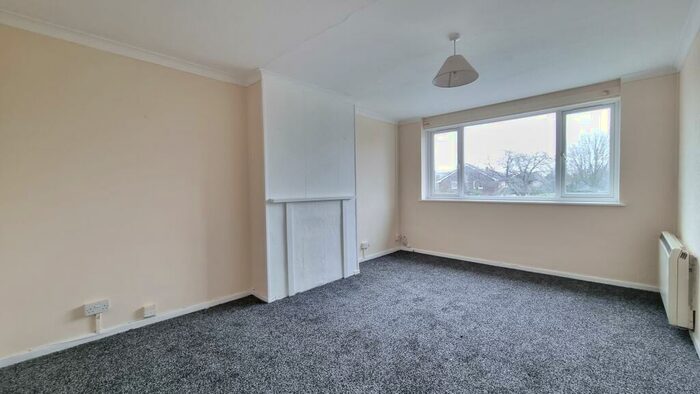 3 Bedroom Flat To Rent In Green Lane, Castle Bromwich, B36