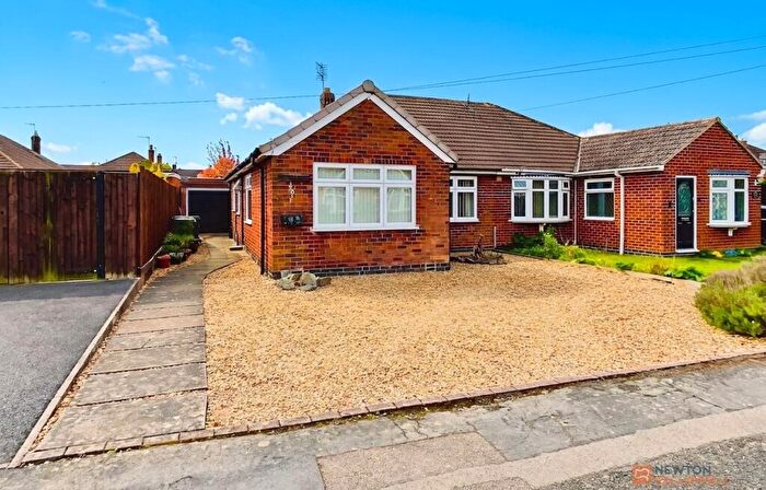 3 Bedroom Semi-Detached Bungalow For Sale In Merton Avenue, Syston, LE7
