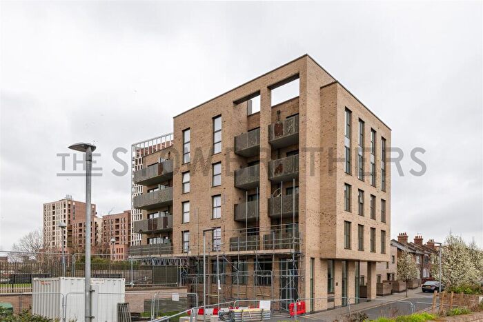 1 Bedroom Flat To Rent In Dunedin Road, Leyton, E10