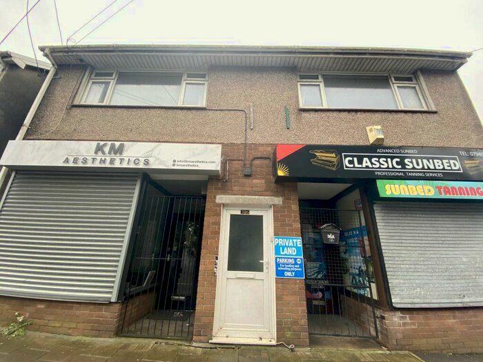 2 Bedroom Flat To Rent In Penybont Road, Pencoed, Bridgend, CF35