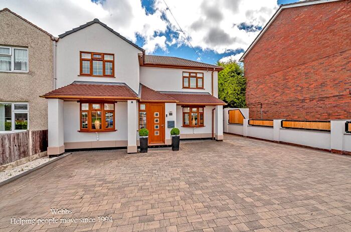 3 Bedroom Semi Detached House For Sale In Walsall Road, Great Wyrley, Walsall, WS6