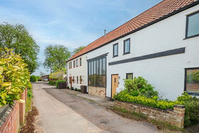 3 Bedroom Barn Conversion For Sale In Chippenham, Cambridgeshire, CB7