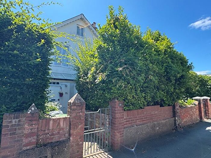 2 Bedroom Maisonette To Rent In Chapel Place, Fore Street, Topsham, Exeter, EX3