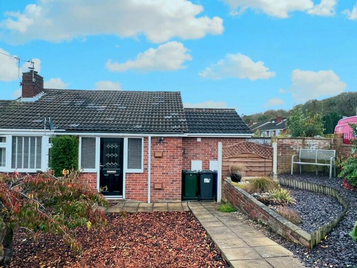 3 Bedroom Bungalow To Rent In Fulford Way, Conisbrough, Doncaster, DN12