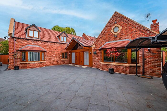 4 Bedroom Detached House For Sale In Old Epworth Road, Hatfield, Doncaster, DN7
