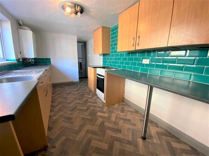 2 Bedroom Terraced House To Rent In James Street, Grimsby, DN31