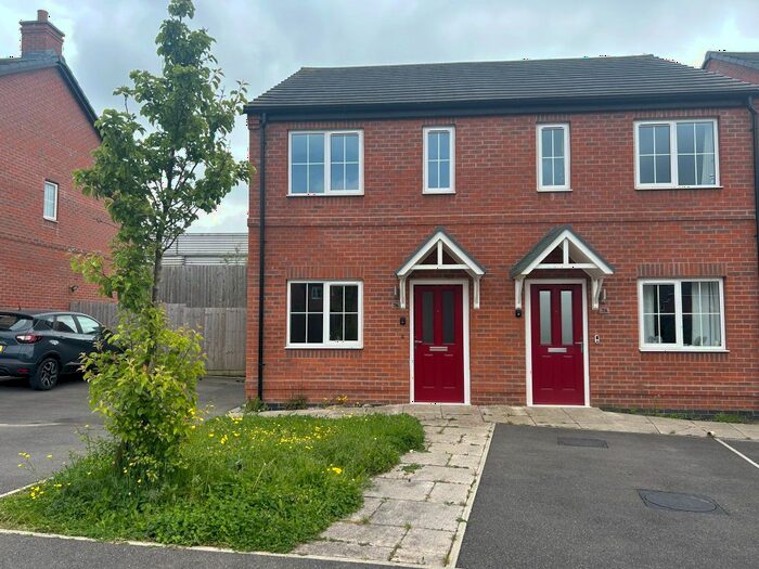 2 Bedroom Property To Rent In Lathkill Drive, Ashbourne, DE6
