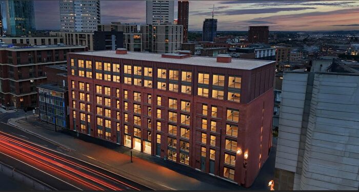 1 Bedroom Flat To Rent In Chapmans Yard, Upper Gough Street, Birmingham, B1