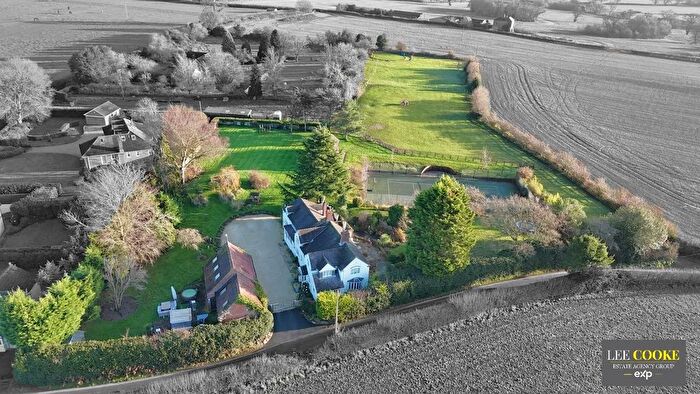 6 Bedroom Detached House For Sale In Hilltop, Gunstone / Foxes Lane, Brewood, ST19