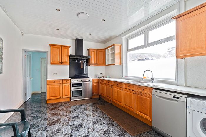 4 Bedroom Terraced House To Rent In Cardiff Road, Newport, NP20