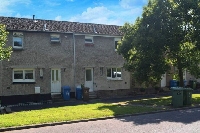 3 Bedroom Terraced House To Rent In Avon Court, Falkirk, Falkirk FK1