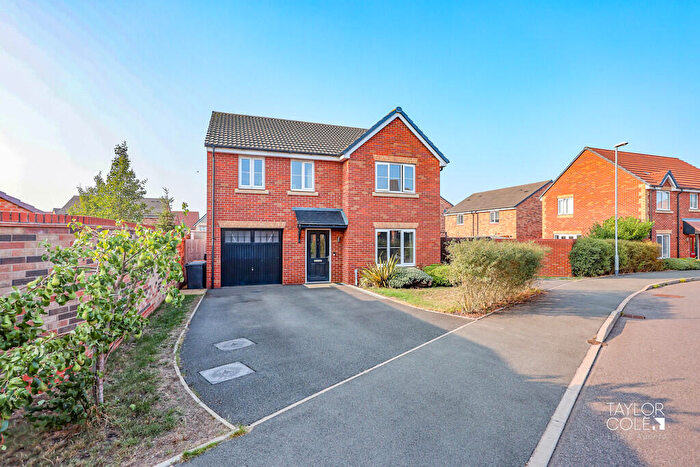 4 Bedroom Detached House For Sale In Samuel Parkes Vale, Tamworth, B79
