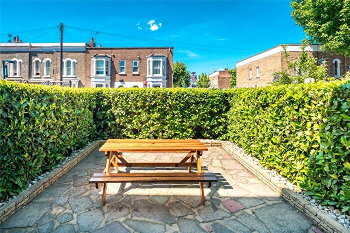 3 Bedroom Flat To Rent In Sinclairs House, St. Stephens Road, London, E3