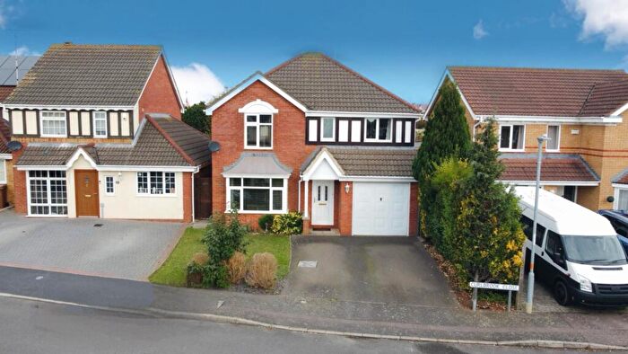 4 Bedroom Detached House For Sale In Curlbrook Close, Wootton Fields, Northampton, NN4
