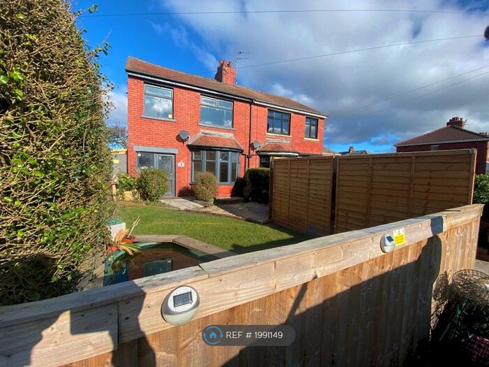3 Bedroom Semi-Detached House To Rent In Rosemary Avenue, Blackpool, FY4