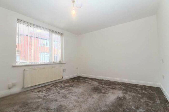 3 Bedroom Terraced House To Rent In Dawlish Mount, Leeds, LS9