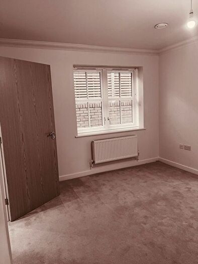 2 Bedroom Detached House To Rent In Cottenham Park Road, London, SW20