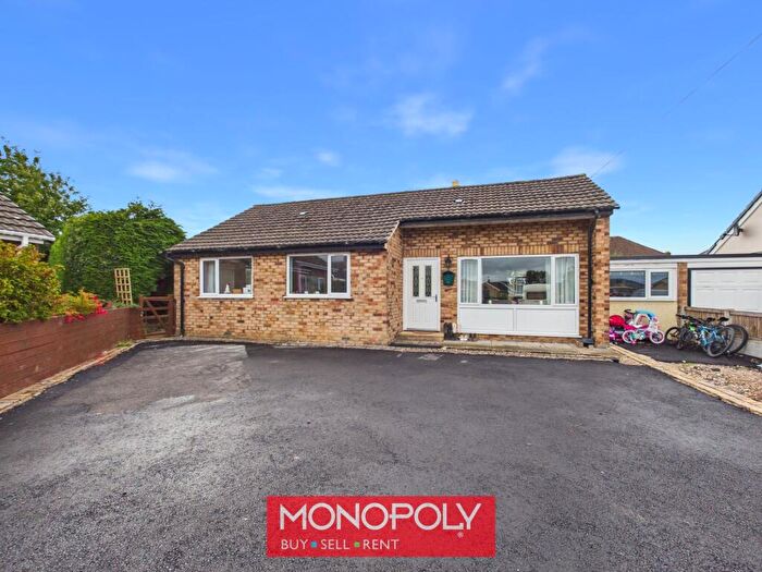 3 Bedroom Detached Bungalow For Sale In Mytton Park, Denbigh, LL16