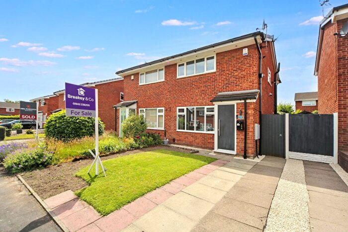 2 Bedroom Semi Detached House For Sale In Wallgarth Close, Wigan, WN3