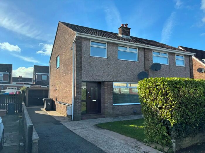 Houses to rent in Prince William Way, Carrickfergus, BT38