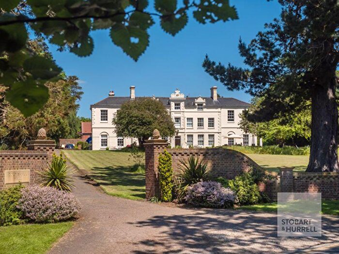 4 Bedroom Character Property For Sale In Coltishall Hall, Wroxham Road, Coltishall, Norfolk, NR12