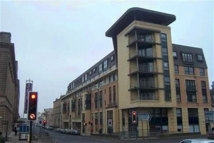 3 Bedroom Flat To Rent In Berkeley Street, Glasgow, G3