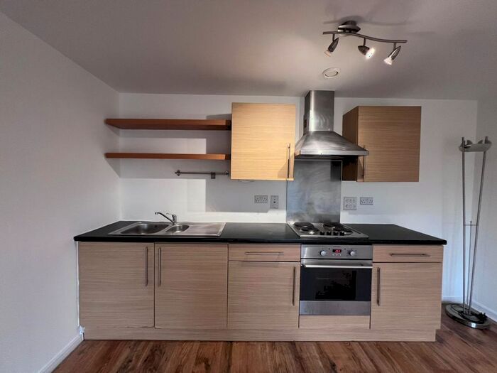 2 Bedroom Flat To Rent In Lower Hall Street, St. Helens, WA10