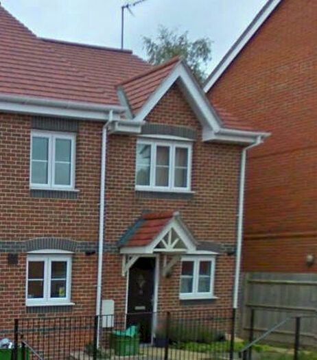 2 Bedroom Terraced House To Rent In Fletton Link, Thatcham, Berkshire, RG18
