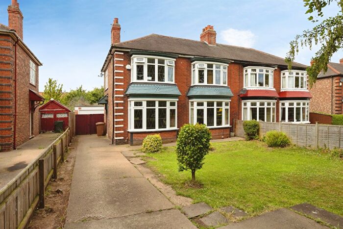 3 Bedroom Semi-Detached House For Sale In Marton Road, Middlesbrough, TS4