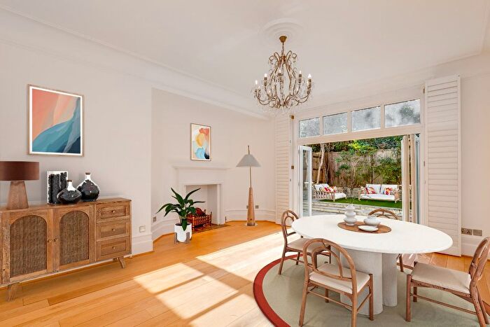 5 Bedroom Detached House To Rent In Glenmore Road, Belsize Park, London, NW3